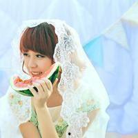 美女吃瓜头像情侣,情侣头像中的瓜香诱惑