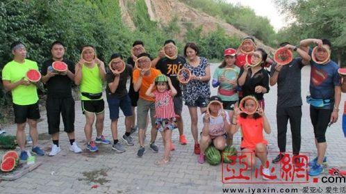 乌鲁木齐吃瓜喝酒,畅享瓜果美酒，体验西域风味