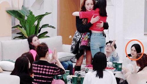 开封小姐姐吃瓜,开封小姐姐的瓜田奇遇记